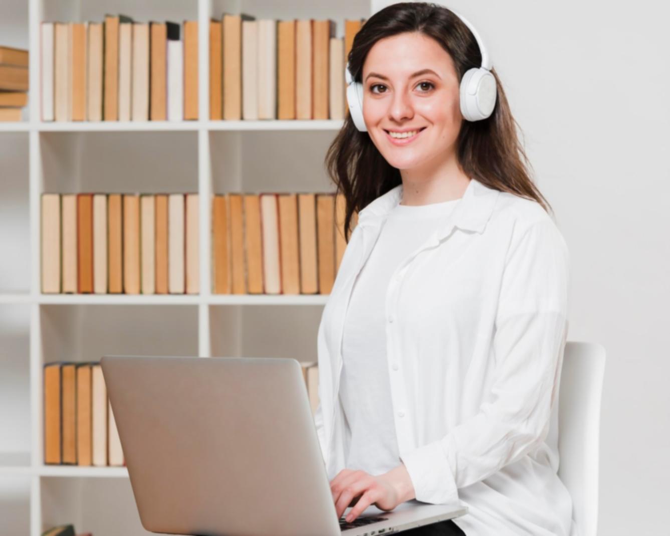 Finanzplanung Workshop in modernem Seminarraum